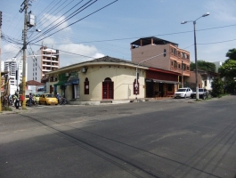 Calle 8 # 8–01 Centro
